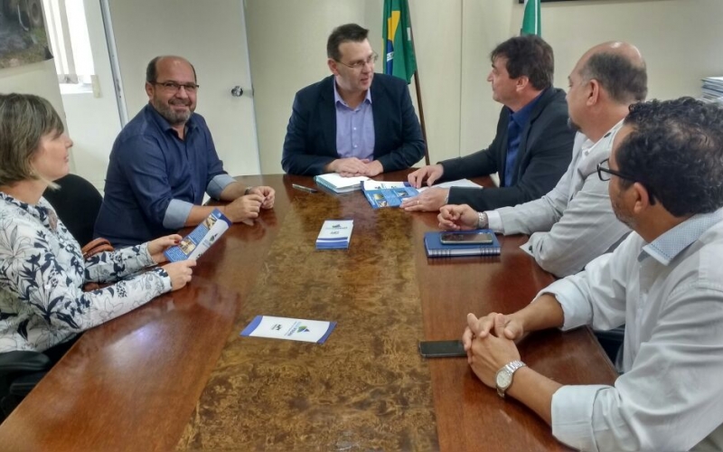 Audiência no Instituto das Águas do Paraná referente a perfuração de dois poços artesianos.