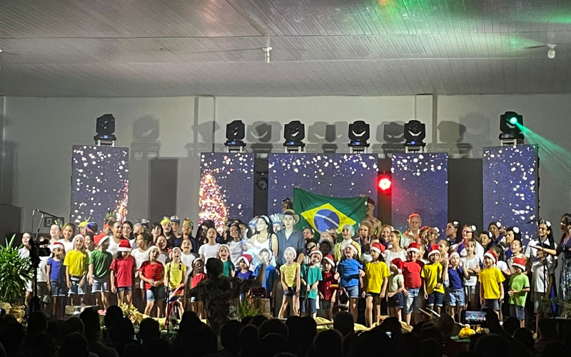 Cantata Natalina surpreende e encanta o público.